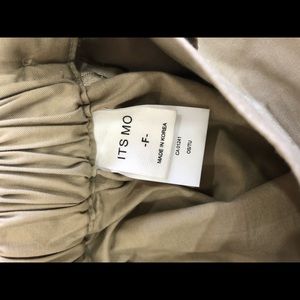 CUTE BEIGE SKIRT WITH PICKETS AND ZIPPER